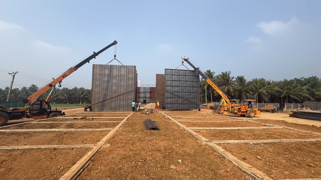 Dual Crane Wall Plate Erection