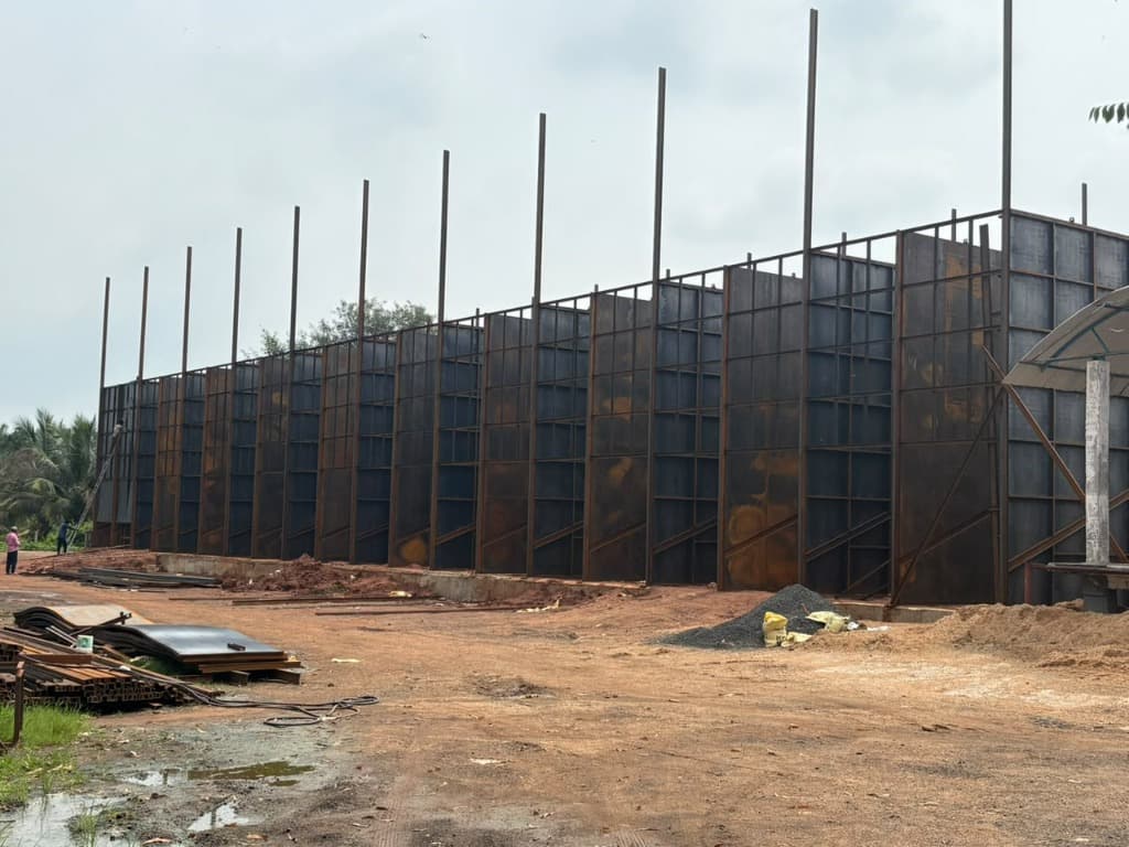 Multi-Section Silo Wall Plate Array